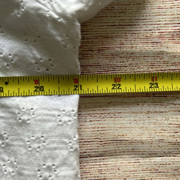 Lands’ End Knit Eyelet Tunic Button Down Top - Picture 8 of 9